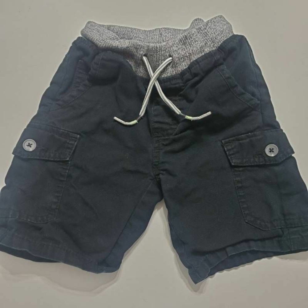 Cat & Jack Boys Cargo Shorts Black Relaxed Fit Drawstring Flap Pockets XS